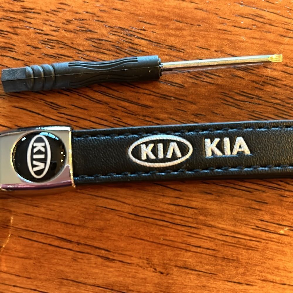 NEW KIA Keychain - Picture 3 of 5